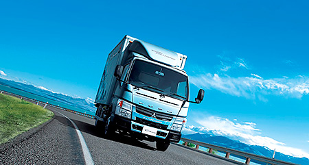 平成25年度「省エネ大賞」 資源エネルギー庁長官賞(製品(輸送)分野)を受賞したキャンター エコ ハイブリッド