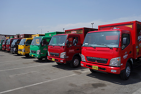 SAB Miller社に納入した小型トラック「キャンター」