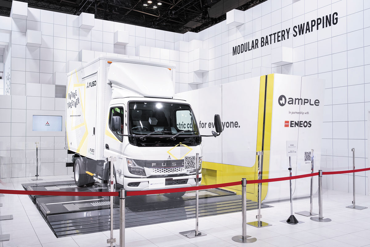 ふそうライフ ジャパンモビリティーショー2023レポート バッテリー交換